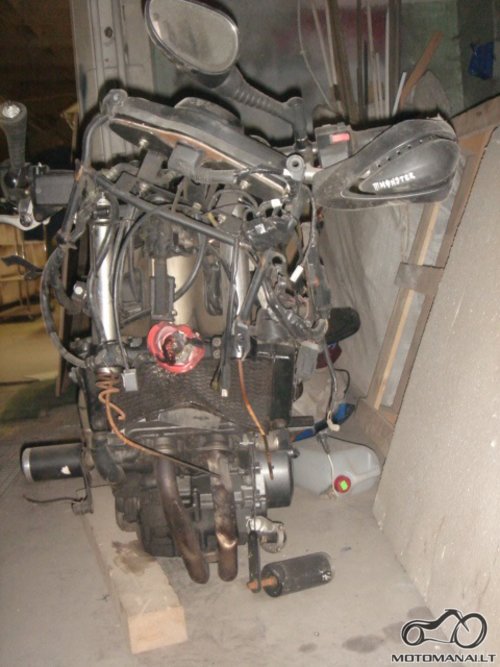 -'03 Yamaha TDM900
