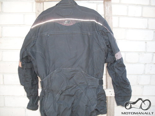 - Striuke  (XL) 