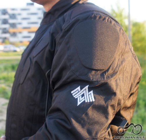 ADAMATO BIKEWEAR  (-) 