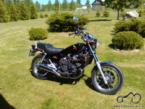 HONDA'85 honda vf500c magna