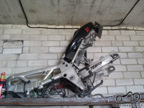 -'98 Suzuki TL1000S