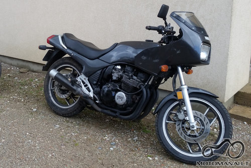 YAMAHA'86 FJ600 XJ600