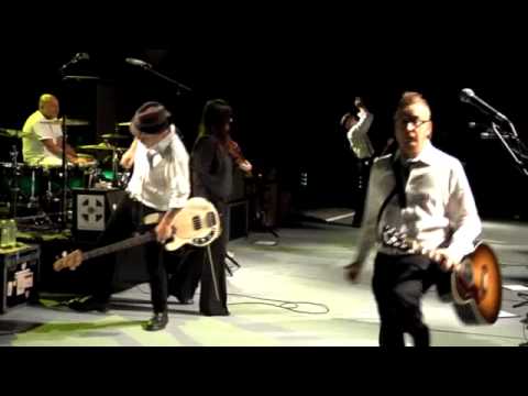 Drunken Lullabies - Flogging Molly (Live at Greek Theater)