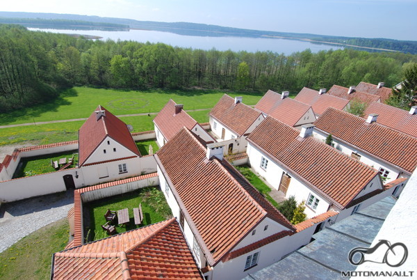 Vienuolių buvę namukai. Dabar svečių apartamentai