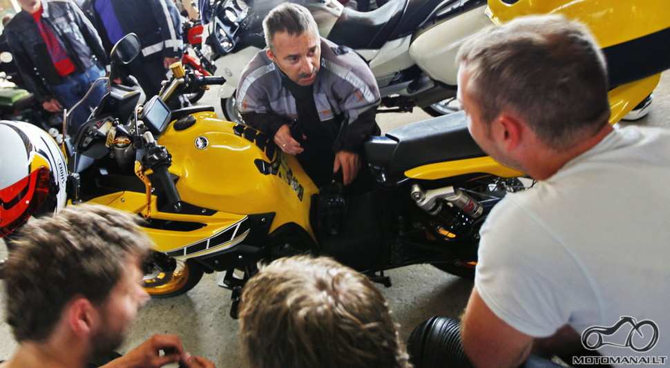 Gamykliškai modifikuota Yamaha XT660 Limited Edition