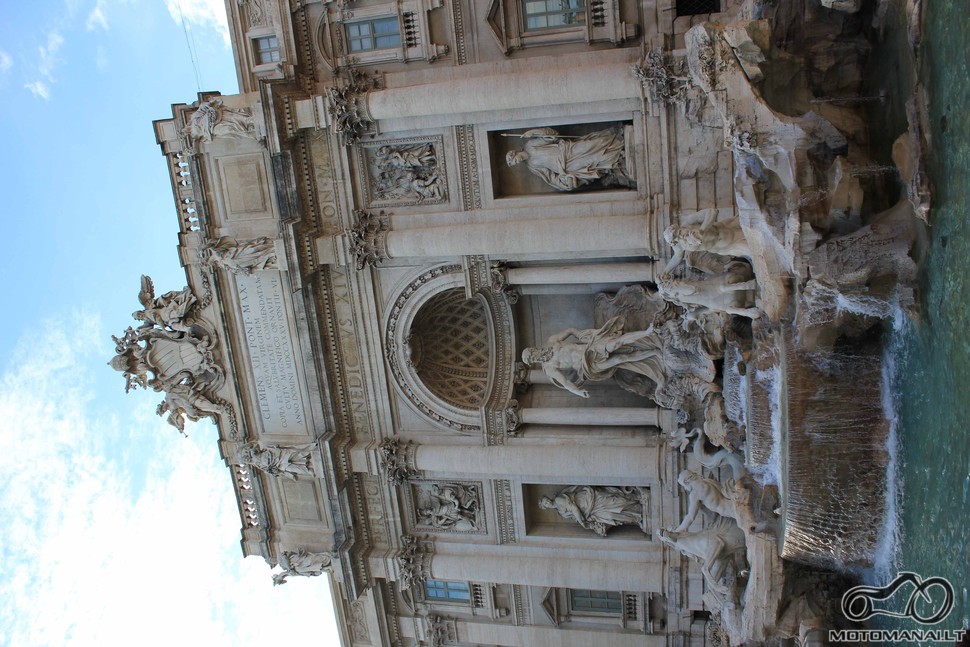 Fontana di Trevi
