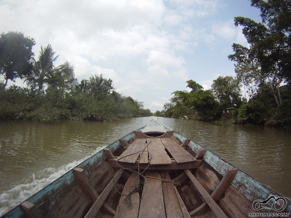 Mekongo delta - Pasiplaukiojimas motorine valtimi