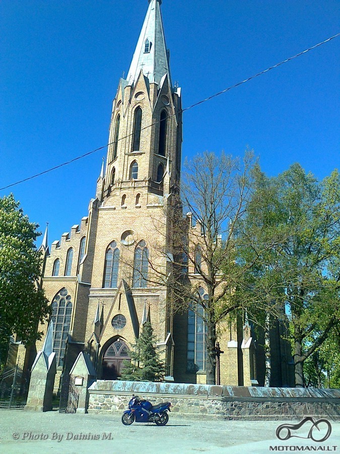 Lygumų Švč. Trejybės bažnyčia