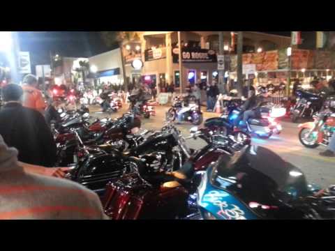 Daytona Beach bikeriu tusovke