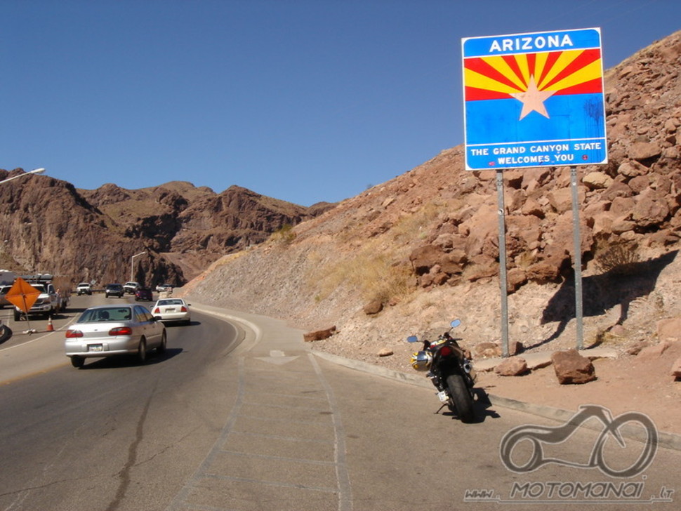 is Nevados i Arizona per Hoover Dam