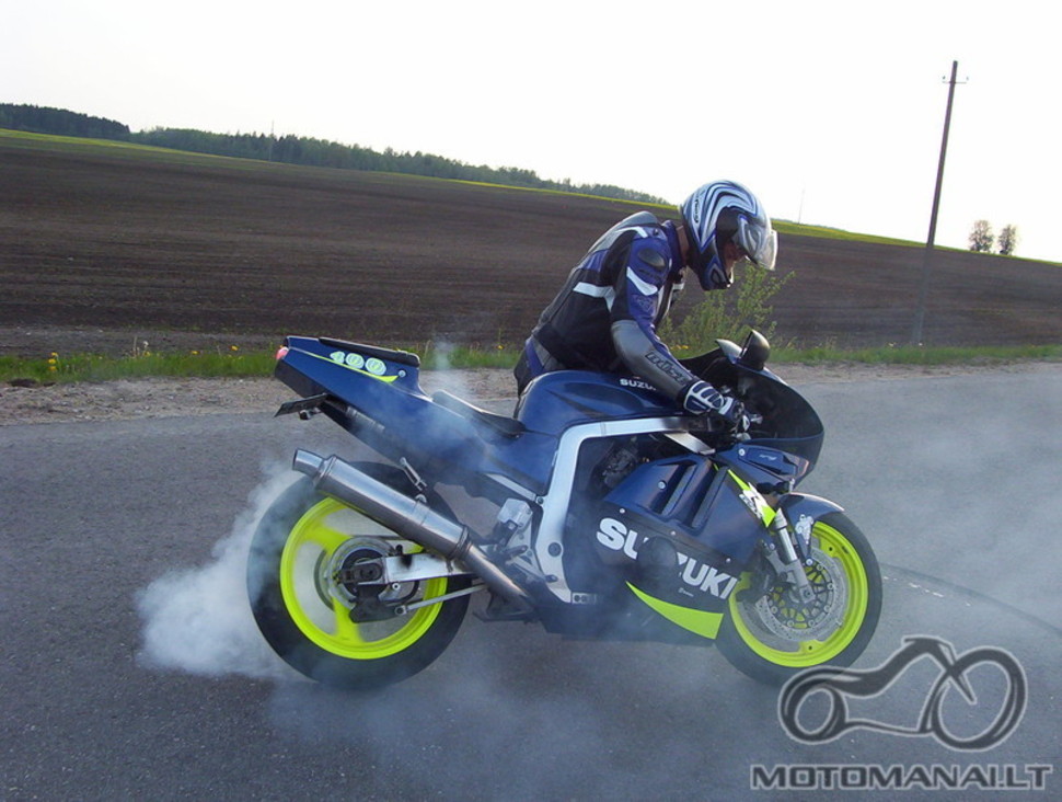 suzuki gsxr 400
