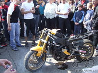 2008 kacergine valdo motociklas po avarijos