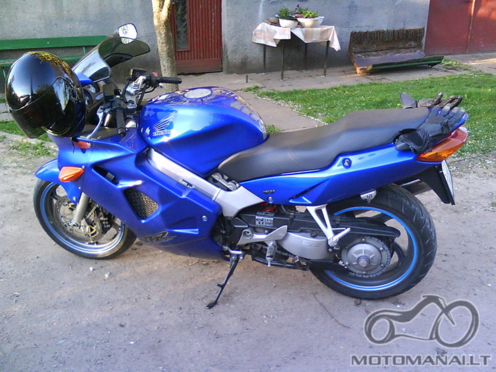 Honda VFR 800