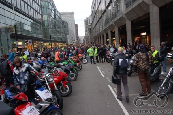 MOTOCIKLU parking’o mokescio protestas