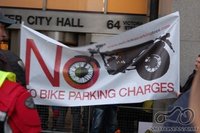MOTOCIKLU parking’o mokescio protestas