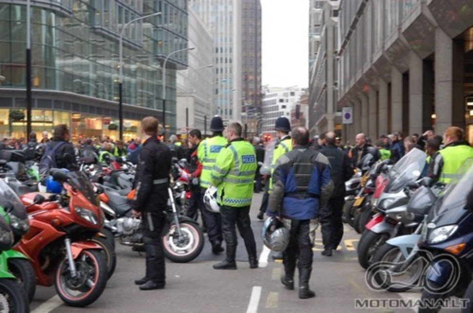 MOTOCIKLU parking’o mokescio protestas