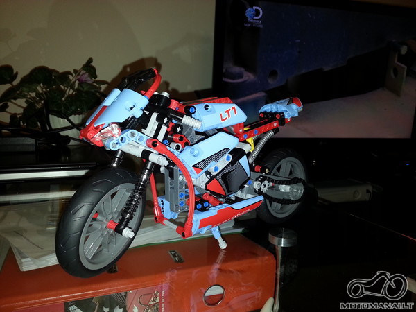 lego moto