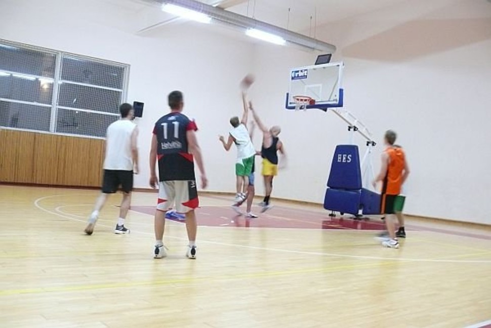 Krepšinis, tinklinis ir kiti kamuoliniai žaidimai