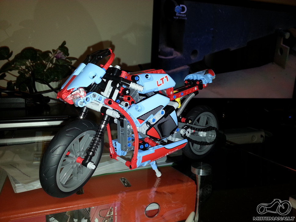 lego moto