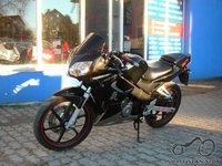 Renkamės motorolerį iki 125cc