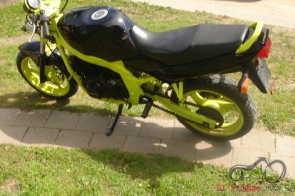 Pradedu tuninguot Suzuki GS