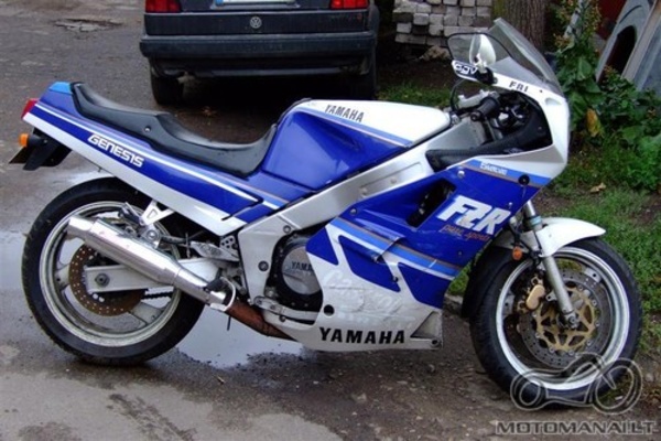 Sheshkai customs pristato: Yamaha FZR 1000 Christina.Atgimusi tabako dumuose...