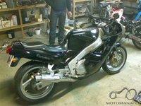 Sheshkai customs pristato: Yamaha FZR 1000 Christina.Atgimusi tabako dumuose...