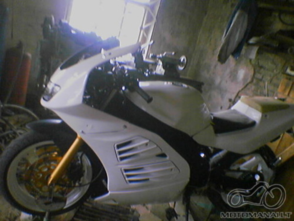 Suzuki rf600 atstatymas