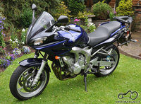 Yamaha FZS 600 Fazer