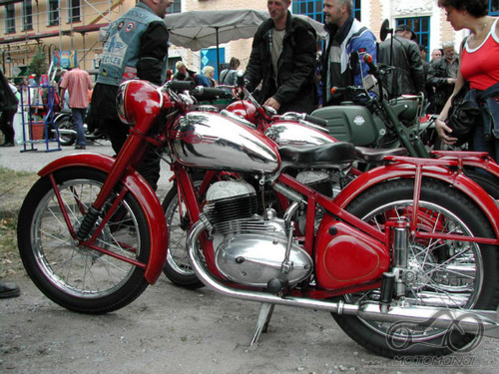Jawa nuotraukos