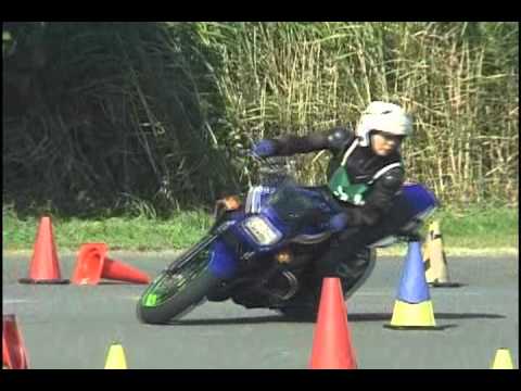 2011 7 17 Dunlop Gymkhana Top of Ladys Momoco Tsukihara ZRX1200R