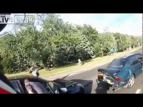 LiveLeak Channel - The most friendly Car accident ever