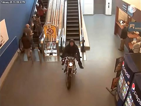 Raw: Canadian Police Chase Motorcycle in Mall