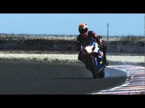 Suzuki Motovudu - The Limit is Yours - Simon Crafar - The New GSXR-1000