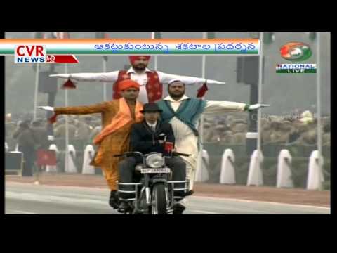 66th Republic Day Parade - Obama and his wife witness Indian Army Special Bike Show | CVR News