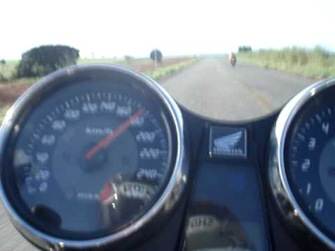 CB1300 Marcella vs R1