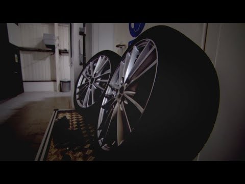 Nitrogen vs Air In Tyres - Fifth Gear