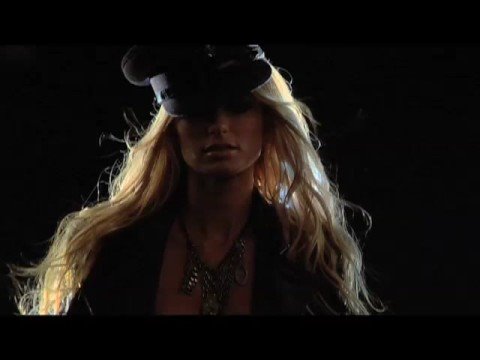 Marisa Miller & The Harley-Davidson® V-Rod Muscle™