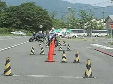 Motorcycle 6 : Slalom