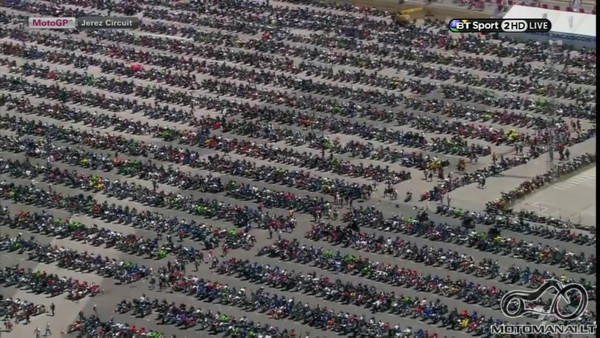 MotoGP parkingas, Ispanija :-O