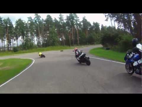 TL1000S at Bikernieki trackday 2012 08 04.MOV