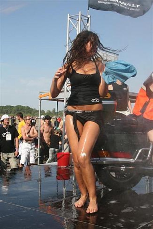 Bike Show Millenium 2008 - Arba kas as veikiau Linoliume