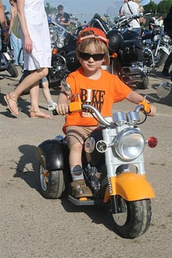 Bike Show Millenium 2008 - Arba kas as veikiau Linoliume