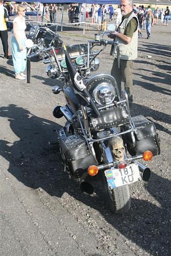 Bike Show Millenium 2008 - Arba kas as veikiau Linoliume