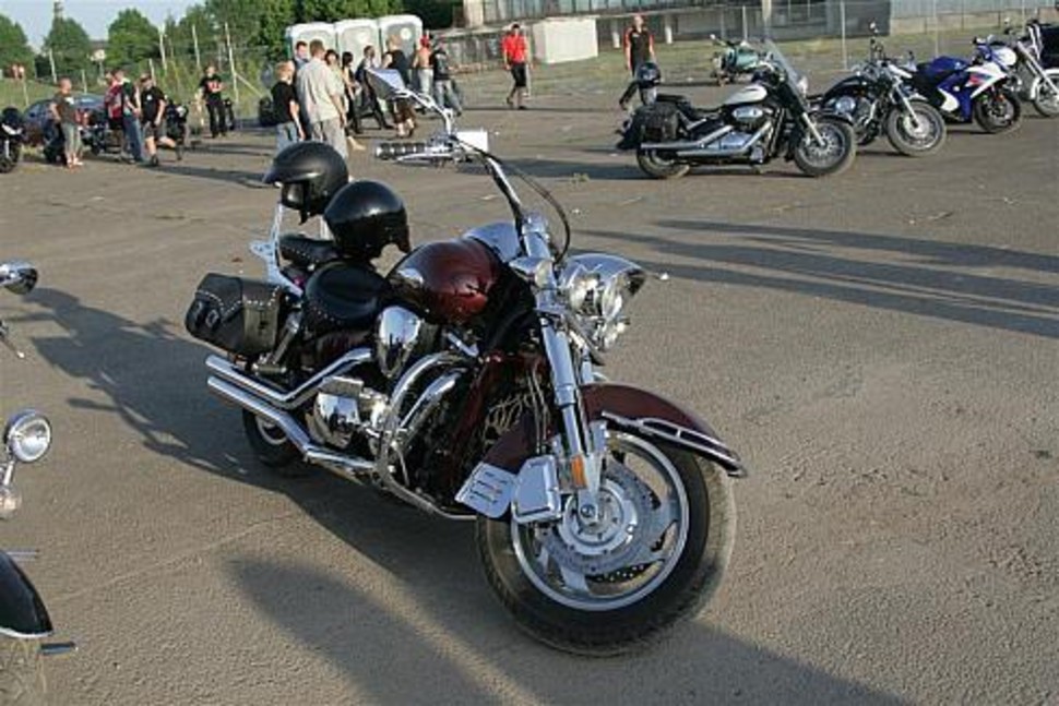 Bike Show Millenium 2008 - Arba kas as veikiau Linoliume
