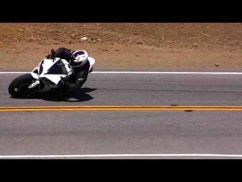 Motorcycle Crash - Yamaha R1 Lowsides on Mulholland Hwy
